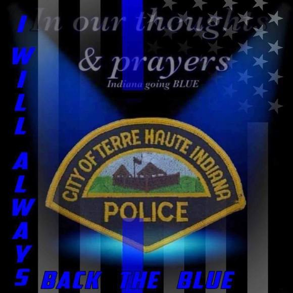 Meet your Posher, Leesa - Picture 1 of 1